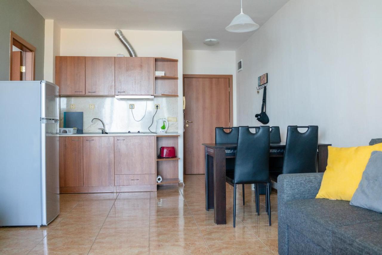 Apartamento Apartament Midia Aheloy Exterior foto